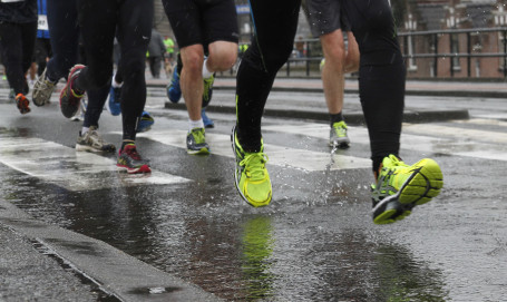 Regen en wind bij 68e editie van de Dwars Door Dordtloop6