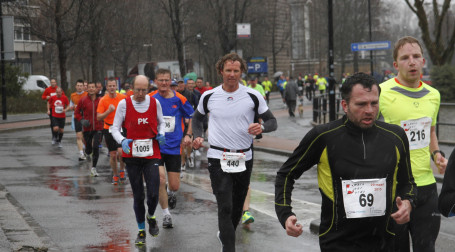 Regen en wind bij 68e editie van de Dwars Door Dordtloop4