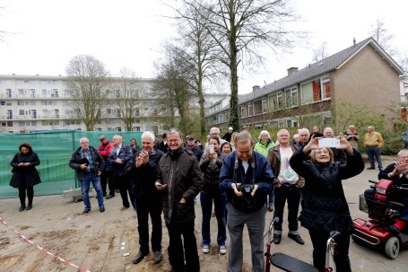 start sloop tien woongebouwen aan de Colijnstraat