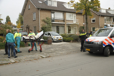 20152410 Scooterrijdster gewond na aanrijding met politievoertuig Dordrecht Tstolk 002