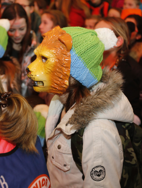 World Cup Shorttrack van start3