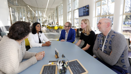 Stage Tanja Jadnanansing tweede kamerlid in het Onderwijsmuseum