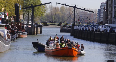 Hulpdiensten oefenen in Dordtse haven voor Koningsdag2